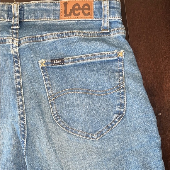 Lee NWT Woman’s High Rise Skinny size 6 M Light Blue Skinny Distressed Jeans - Picture 11 of 12